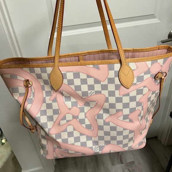 Louis Vuitton Damier Azur Tahitienne Neverfull MM with matching pochette